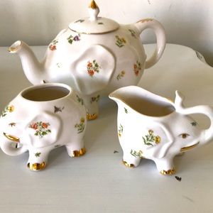 Elephant tea pot set